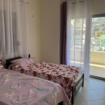 Saranda City Center & Beach Apartament 2 Bed Room Exterior foto