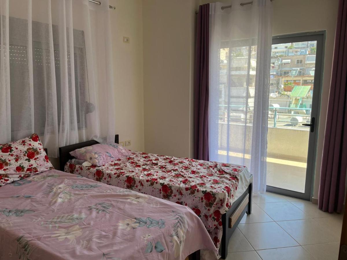 Saranda City Center & Beach Apartament 2 Bed Room Exterior foto