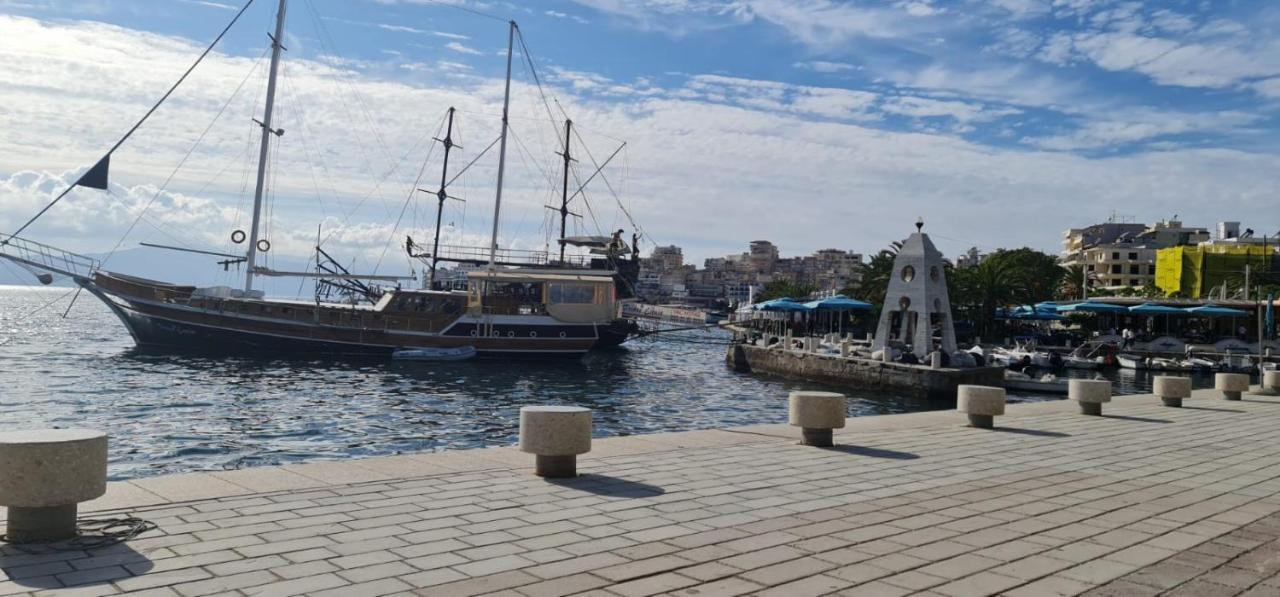 Saranda City Center & Beach Apartament 2 Bed Room Exterior foto