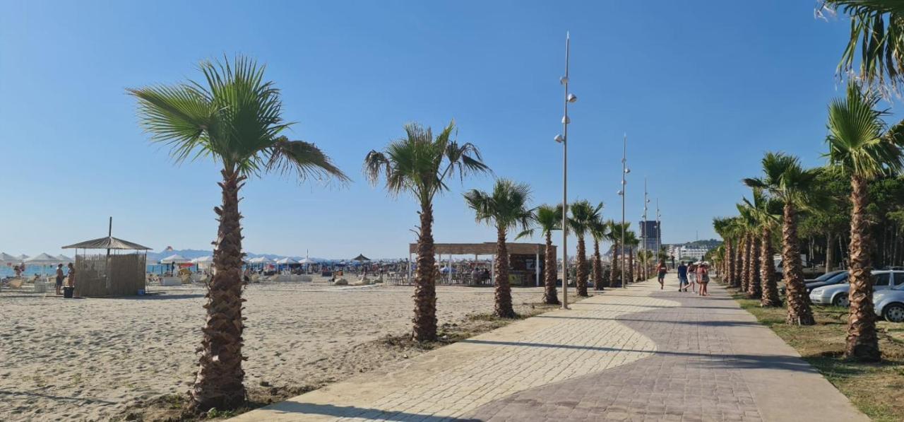 Saranda City Center & Beach Apartament 2 Bed Room Exterior foto