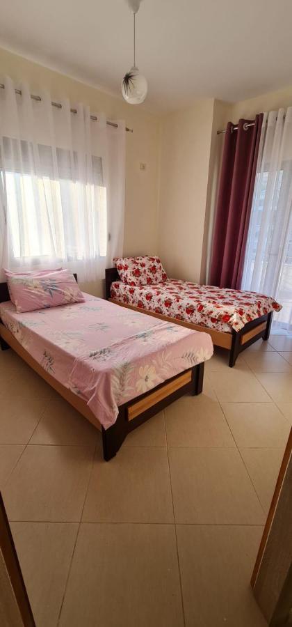 Saranda City Center & Beach Apartament 2 Bed Room Exterior foto