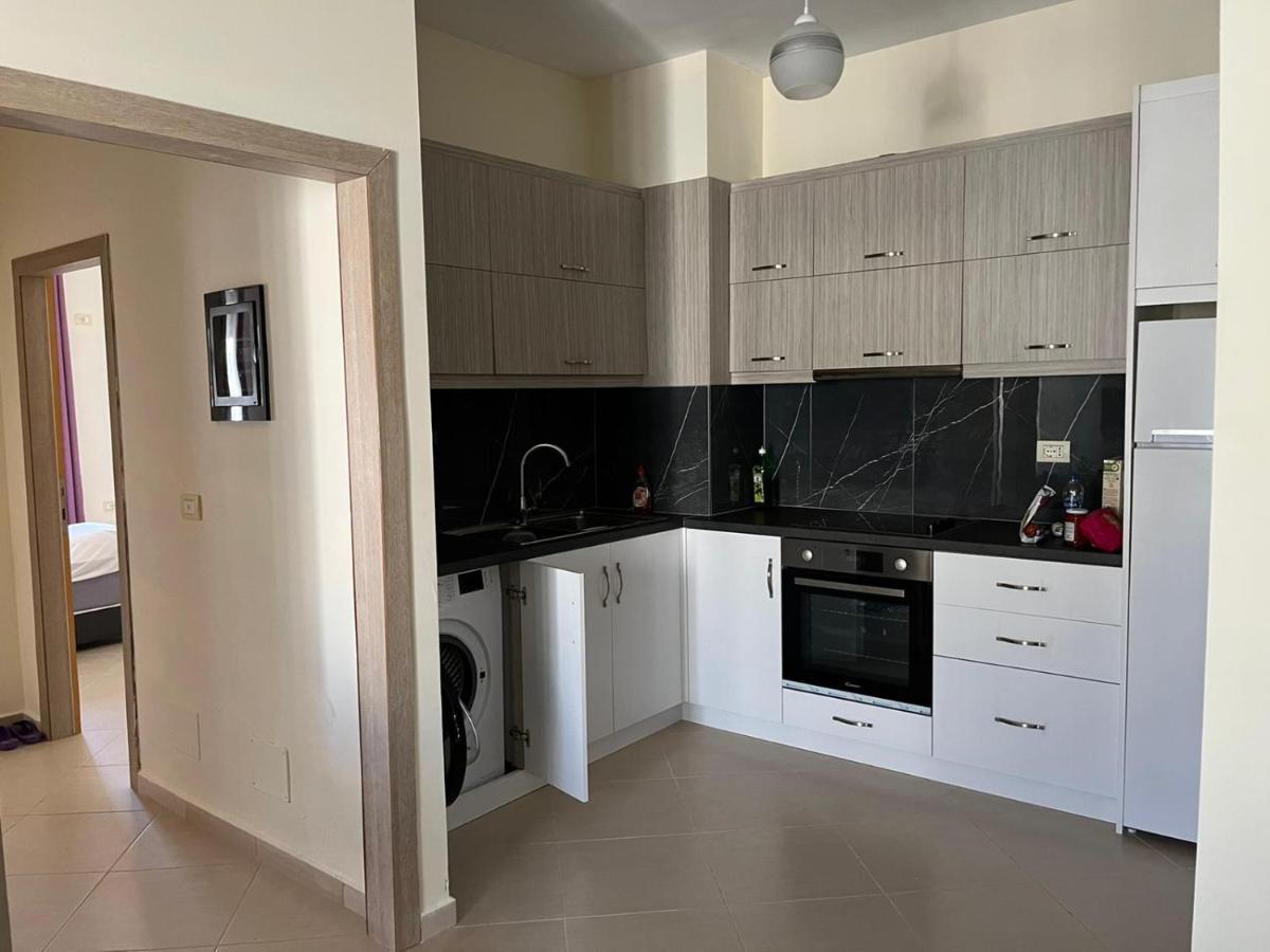 Saranda City Center & Beach Apartament 2 Bed Room Exterior foto